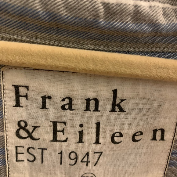 Frank & Eileen button up blue grey white XS - Picture 2 of 7